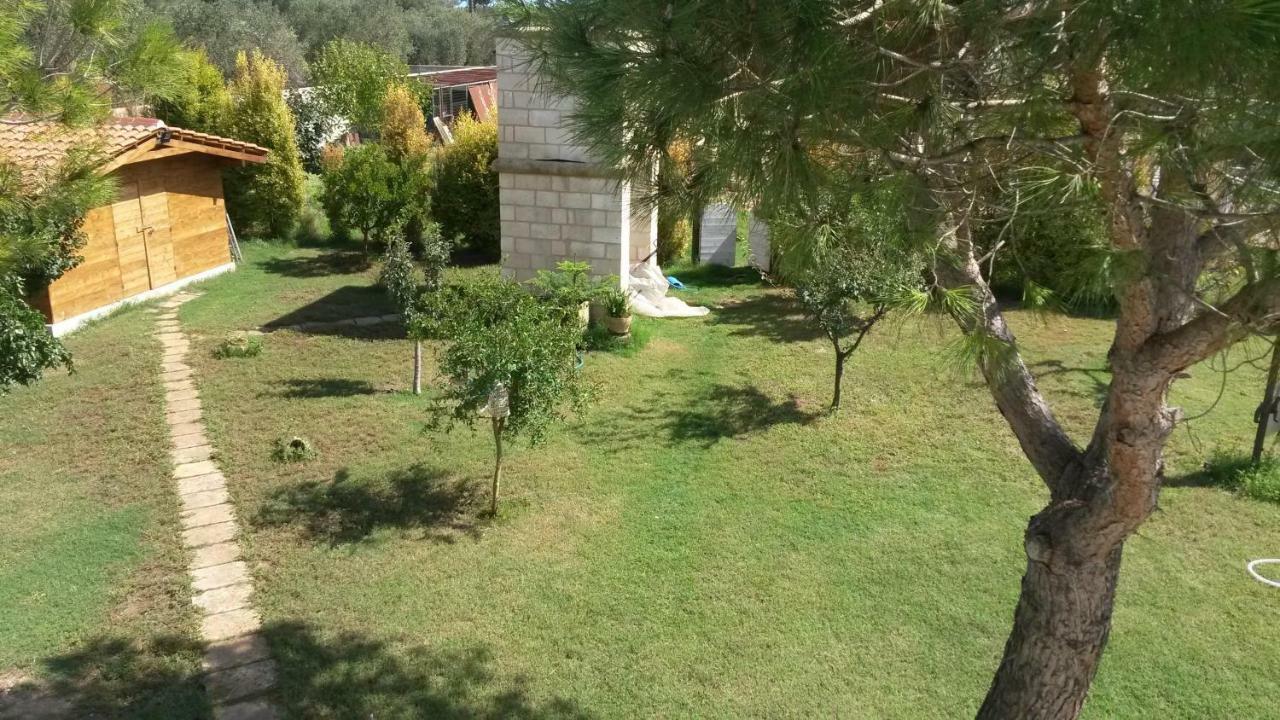 B&B Le Due Cisterne Vernole Exterior photo